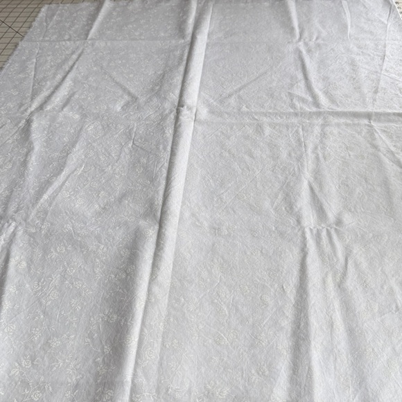 White Heirloom Sewing Bundle Eyelet Floral Fabric Trim Piping Zipper - Picture 5 of 16